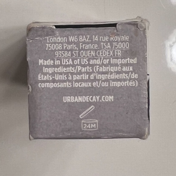 NWT URBAN DECAY VICE VEGAN LIPSTICK, ONE SIZE, RED/OLVERA COLOR - Picture 5 of 8